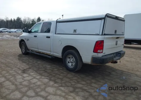 2019 Ram 1500 Classic Tradesman 4X4 6'4 Box из США, поврежденный, VIN 1C6RR7ST6KS611954